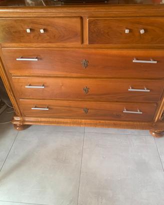 Biro’ in legno noce
