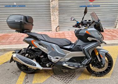 Scooter Peugeot XP GT 2024