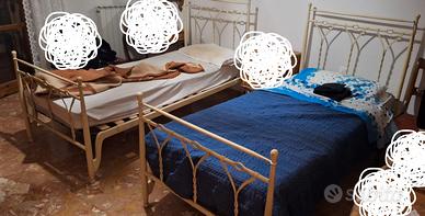 Coppia letti ferro battuto 1 piazza