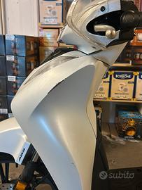 carene graffiate sh 125 2024 bianco nhb44p