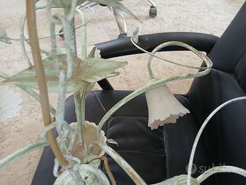 Lampadario in ferro battuto color verde chiaro ant