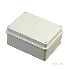 Cassetta di derivazione a parete 70x150x110