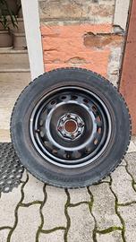 Gomme invernali 165/70 R14 + cerchi attacco FIAT