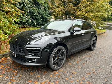Porsche Macan 2.0 252cv