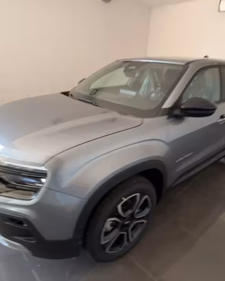 Jeep Avenger 1.2 Turbo 100 CV e-Hybrid Summit