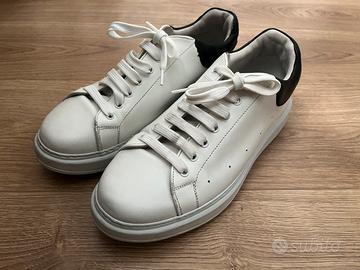 Sneakers pelle simil alexander mcqueen