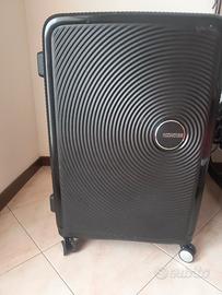 valigia  American Tourister 77cm