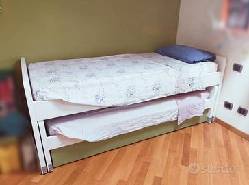 Letti singoli scorrevoli su ruote