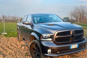 Dodge Ram 1500 Sport