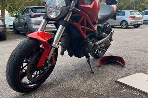 Monster 696+ depo a libretto (patente a2)