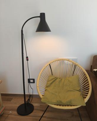 lampada nera semovibile 