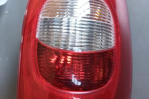 CITROEN XSARA PICASSO 2000 FANALE POSTERIORE DESTR
