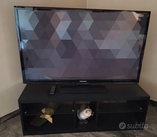 Televisione Samsung + Mobile porta TV