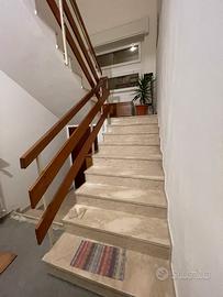 Corrimano scala ringhiera in legno massello