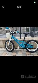 Bicicletta bambino/a nuova mai utilizzata