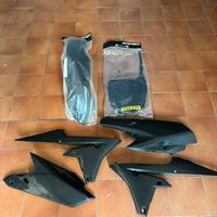 Plastiche yzf 250