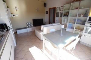 Appartamento di 55 m² con 2 locali e box auto a Ro
