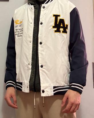 Varsity Jacket Stile College – Bianco & Blu