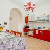 AMPIO E LUMINOSO 2 LOCALI CON CANTINA