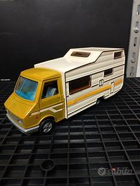 242 Camper