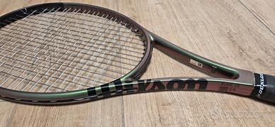 racchetta tennis Wilson Blade v8 - 98 16x19 305g