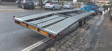 Carrello trasportatore