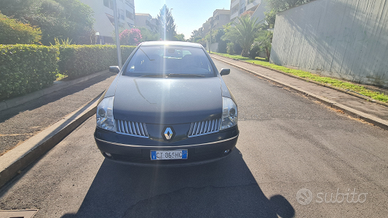 Renault Vel Satis 2.2 dCi 150 cv 174000 km