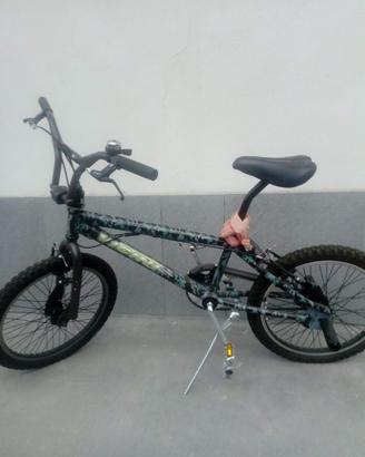 BMX Bicicletta