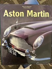 Aston Martin Könemann  e Ullmann,