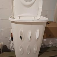 cestino porta biancheria in plastica bianco 