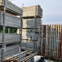 Ponteggio puntelli parapetti betoniere bobcat