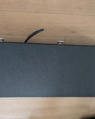 custodia / fodero / hard case per chitarra