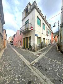 CASA SEMINDIPENDENTE A MURAVERA