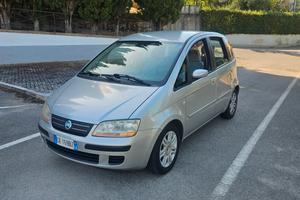 Fiat Idea 1.4 16V Active