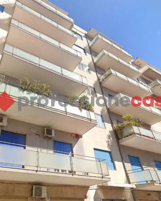 Piazza Santa Maria di Gesù - 4,5 vani ampio