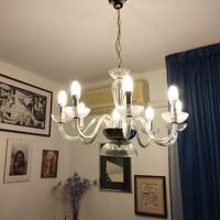 lampadario in vetro trasparente