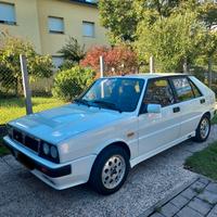 Lancia Delta HF turbo iscritta ASI