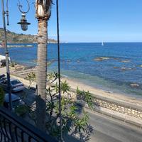 Casa "NICOLE" fronte mare