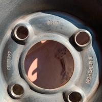 Gomme estive con cerchi in acciaio