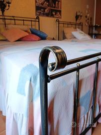 Letto in ferro battuto una piazza e mezzo