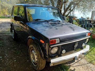 Lada Niva 4x4 Benzina + gpl