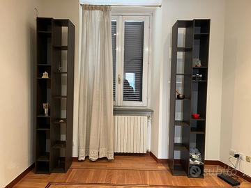 2 librerie alte moderne per soggiorno o studio