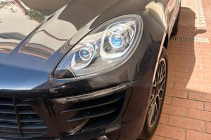 IVendo Porsche Macan3000d 250cv 05/2016 30000€