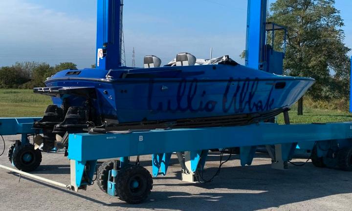 Motoscafo Tullio Abbate 27 Offshore + 350 mag mpi