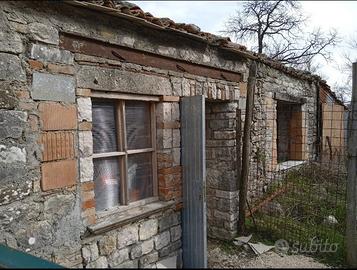 Casolare con terreno