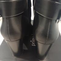 stivaletto nero pelle