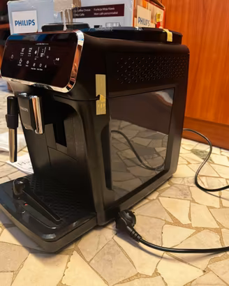 Macchina da caffè automatica Philips Serie 2200