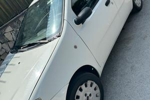 FIAT PUNTO BENZINA METANO