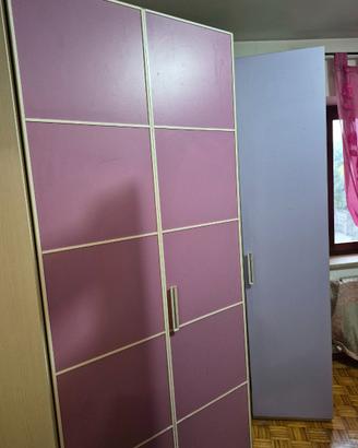 Armadio a 2 ante rosa e lilla