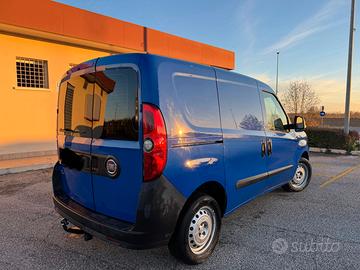 Fiat dobló